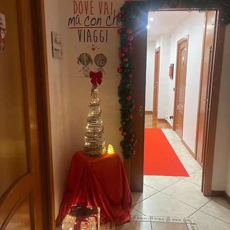 Reginella House Hotel Наполи Екстериор снимка