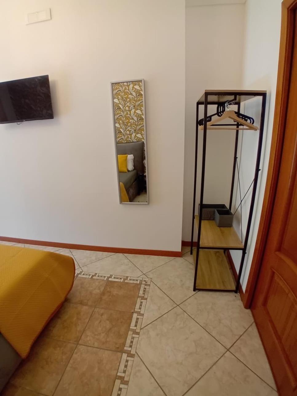Reginella House Hotel Наполи Екстериор снимка