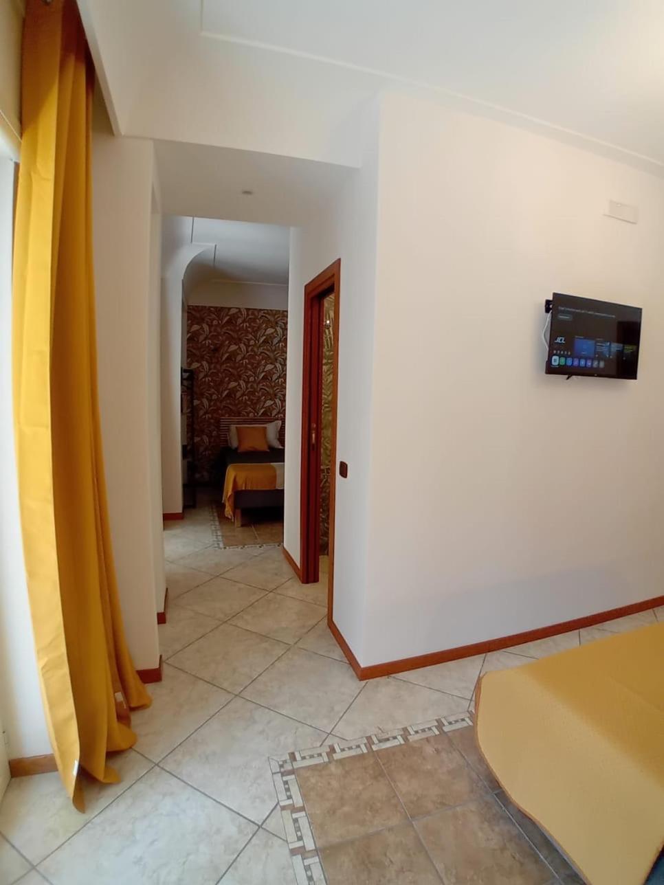 Reginella House Hotel Наполи Екстериор снимка