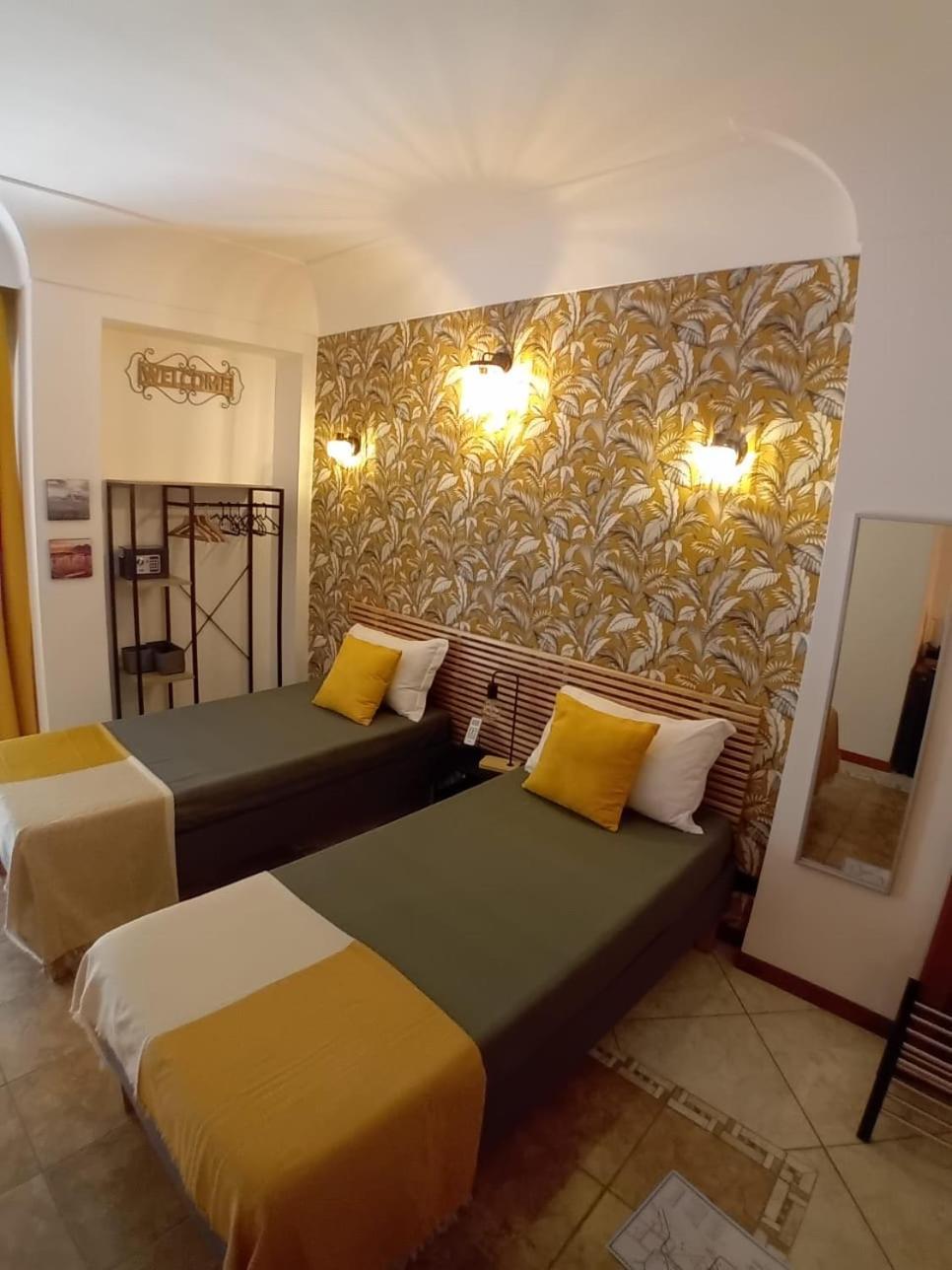 Reginella House Hotel Наполи Екстериор снимка