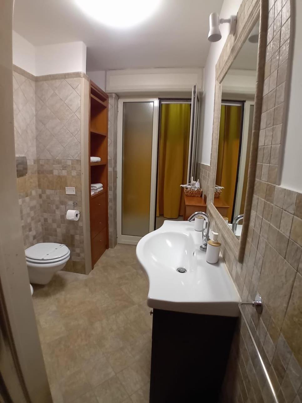 Reginella House Hotel Наполи Екстериор снимка